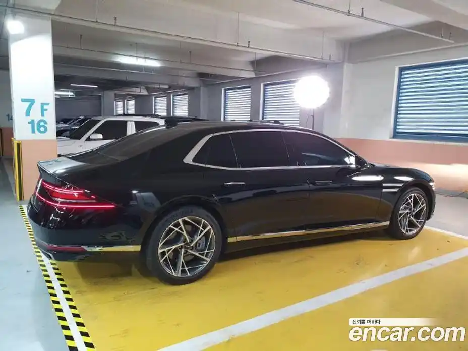 Genesis G90 2023 3.5 Автомат в Москве № 614861, фото 8