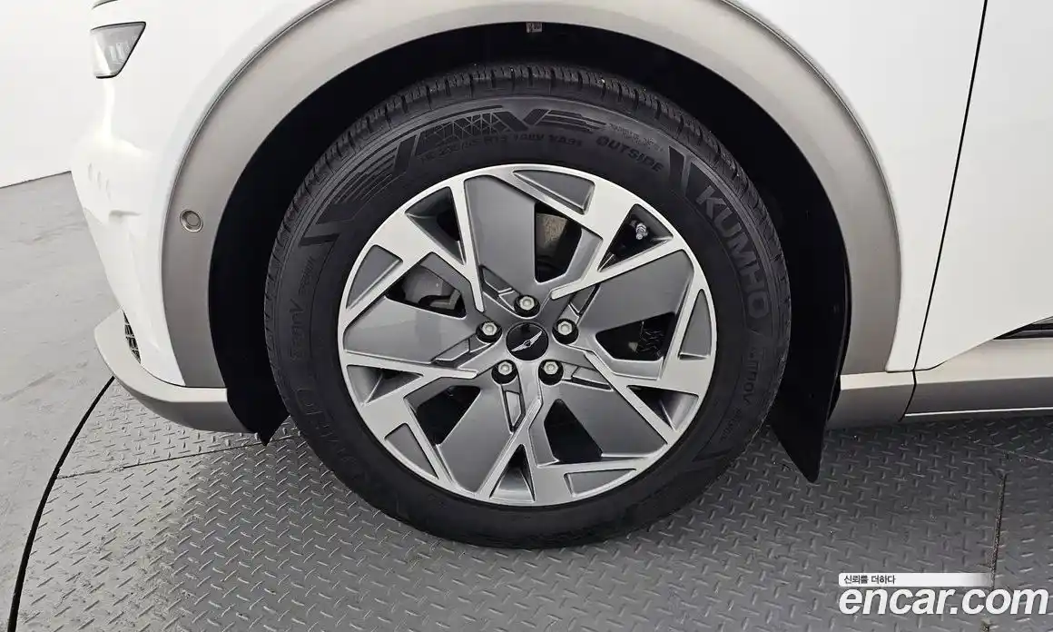 Genesis GV60 2022 0.1 Автомат в Москве № 614922, фото 5