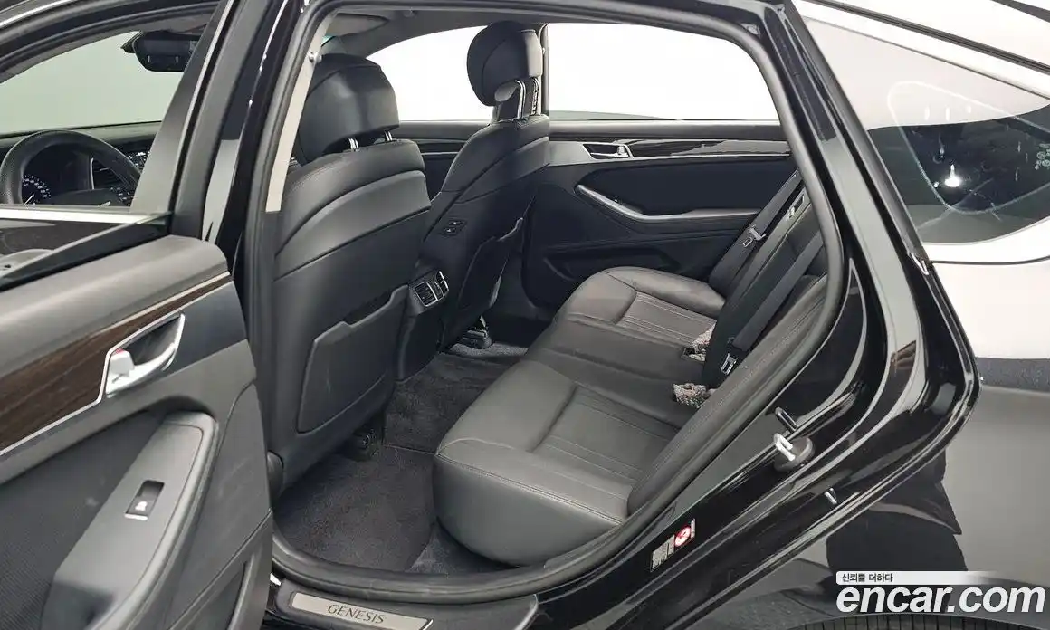 Genesis G80 2018 3.3 Автомат в Москве № 614958, фото 12