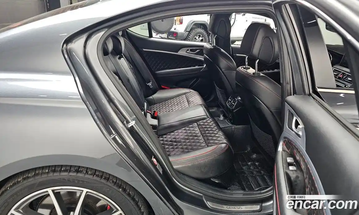 Genesis G70 2018 3.3 Автомат в Москве № 615555, фото 12