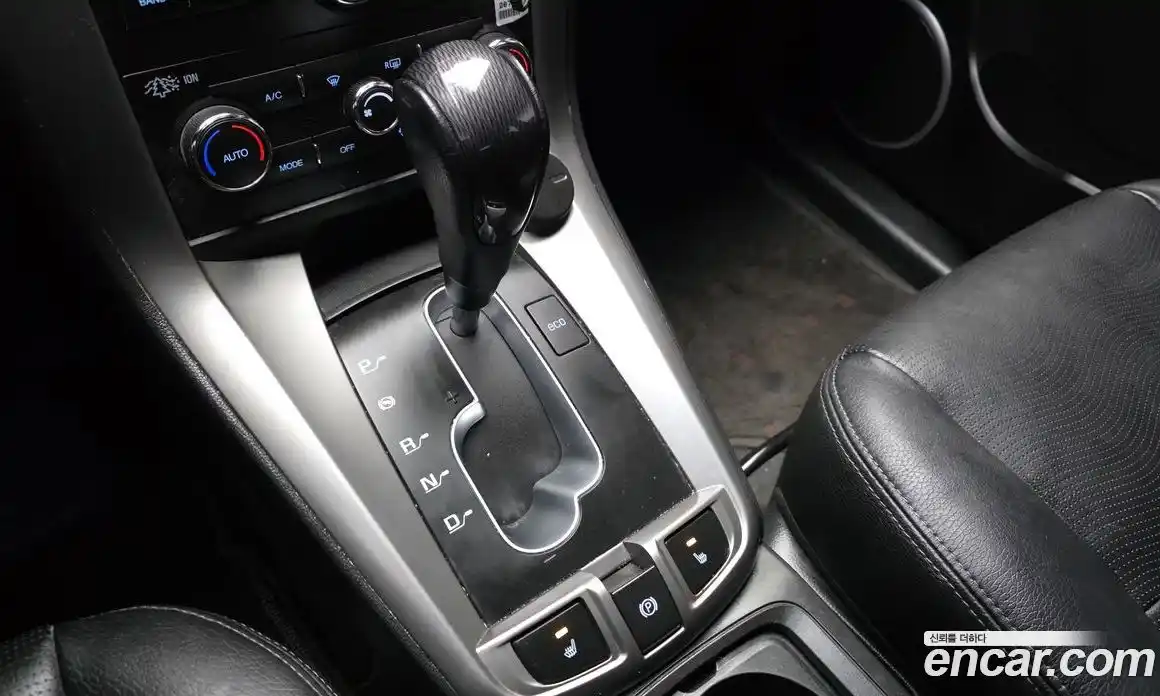 Chevrolet Captiva 2015 2.0 Автомат в Москве № 615704, фото 9