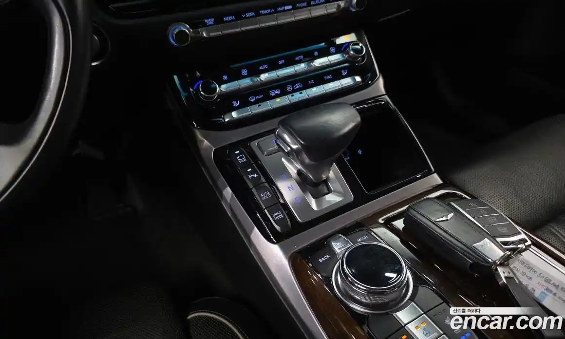 Genesis EQ900 2018 5.0 Автомат в Москве № 615731, фото 9