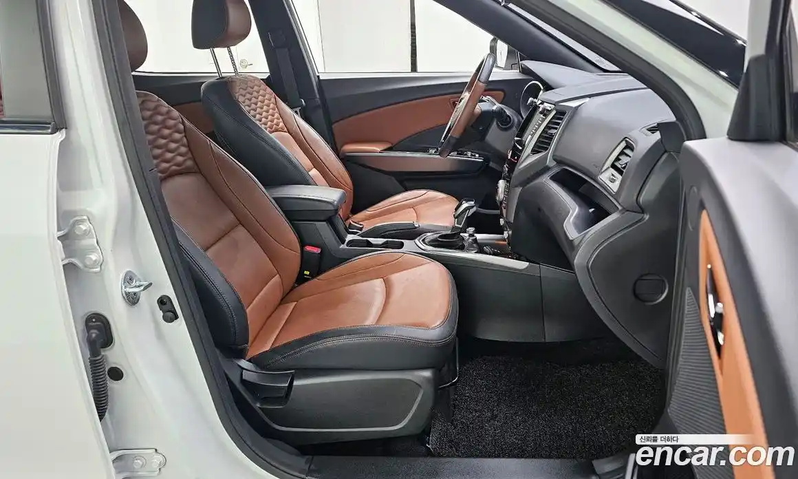 SsangYong TIBOLI 2019 1.6 Автомат в Москве № 616024, фото 11