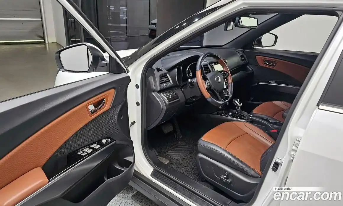 SsangYong TIBOLI 2019 1.6 Автомат в Москве № 616024, фото 10