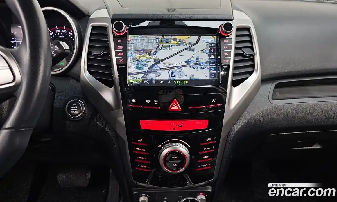 SsangYong TIBOLI 2016 1.6 Автомат в Москве № 616107, фото 14