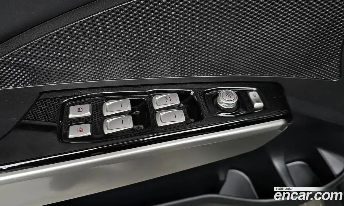 SsangYong TIBOLI 2016 1.6 Автомат в Москве № 616107, фото 18