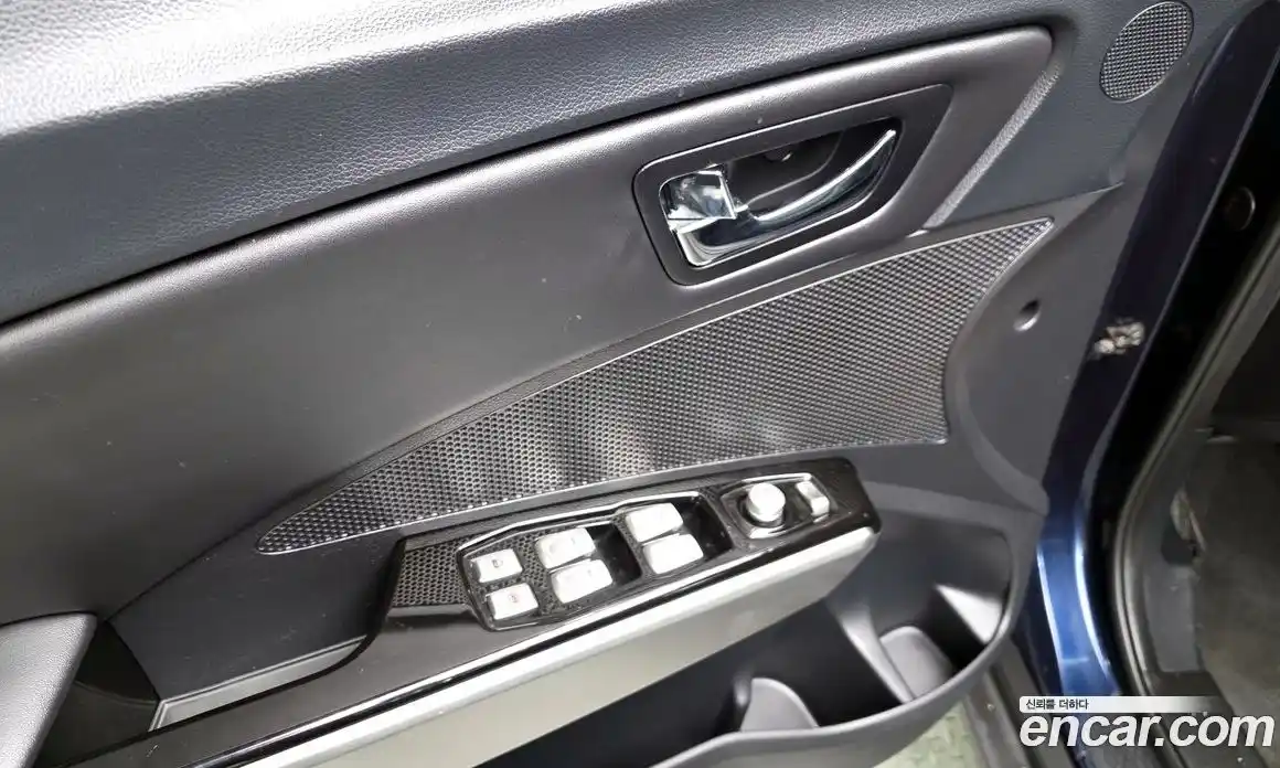 SsangYong TIBOLI 2016 1.6 Автомат в Москве № 616414, фото 18