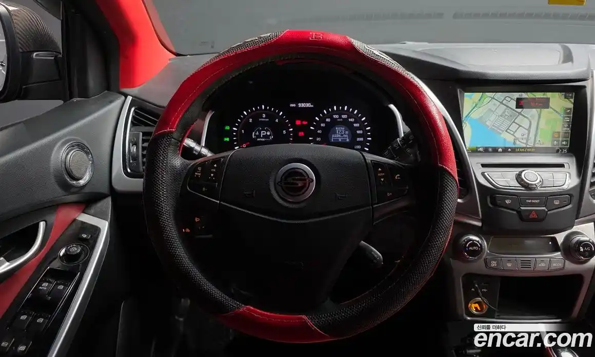 SsangYong Korando 2015 2.0 Автомат в Москве № 616724, фото 13