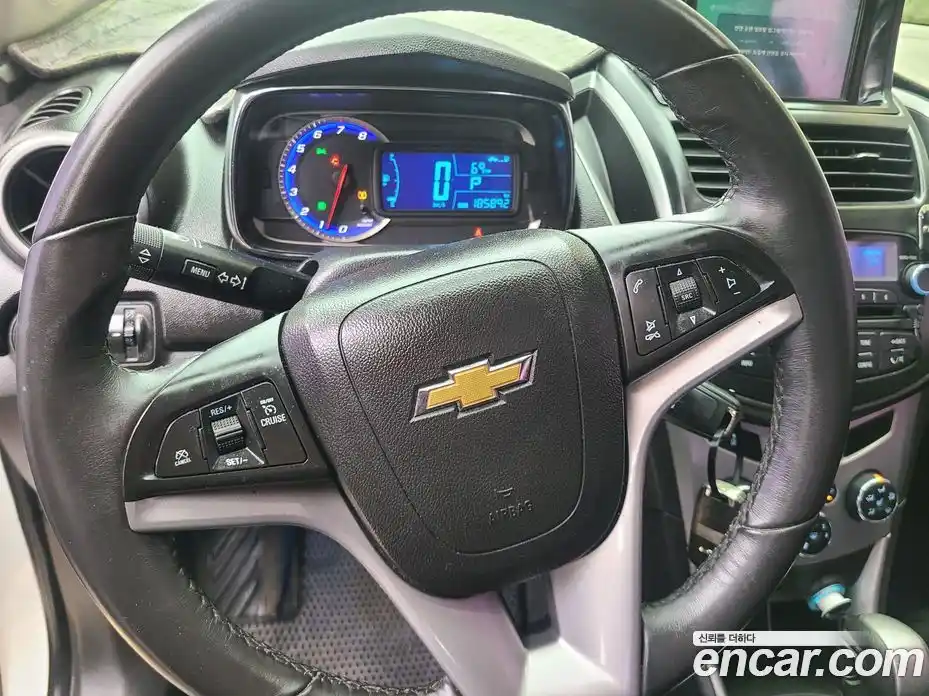 Chevrolet Trax 2015 1.4 Автомат в Москве № 616726, фото 16