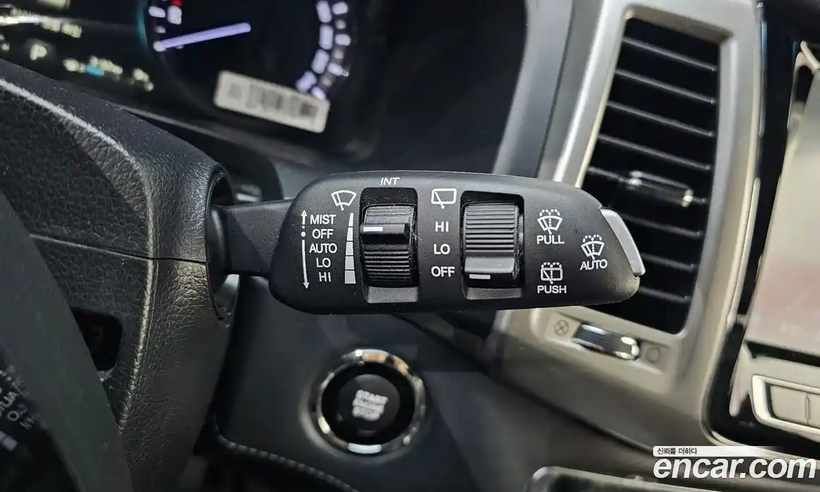 SsangYong Rexton 2018 2.2 Автомат в Москве № 616800, фото 17