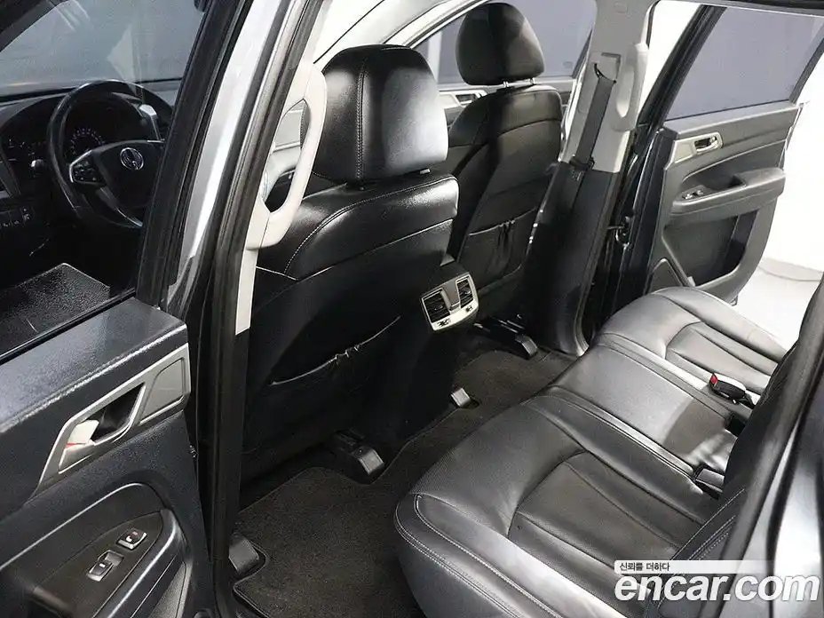 SsangYong Rexton 2018 2.2 Автомат в Москве № 617406, фото 16