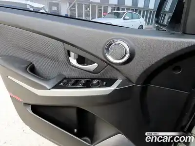 SsangYong Korando 2018 2.2 Автомат в Москве № 617913, миниатюра 11