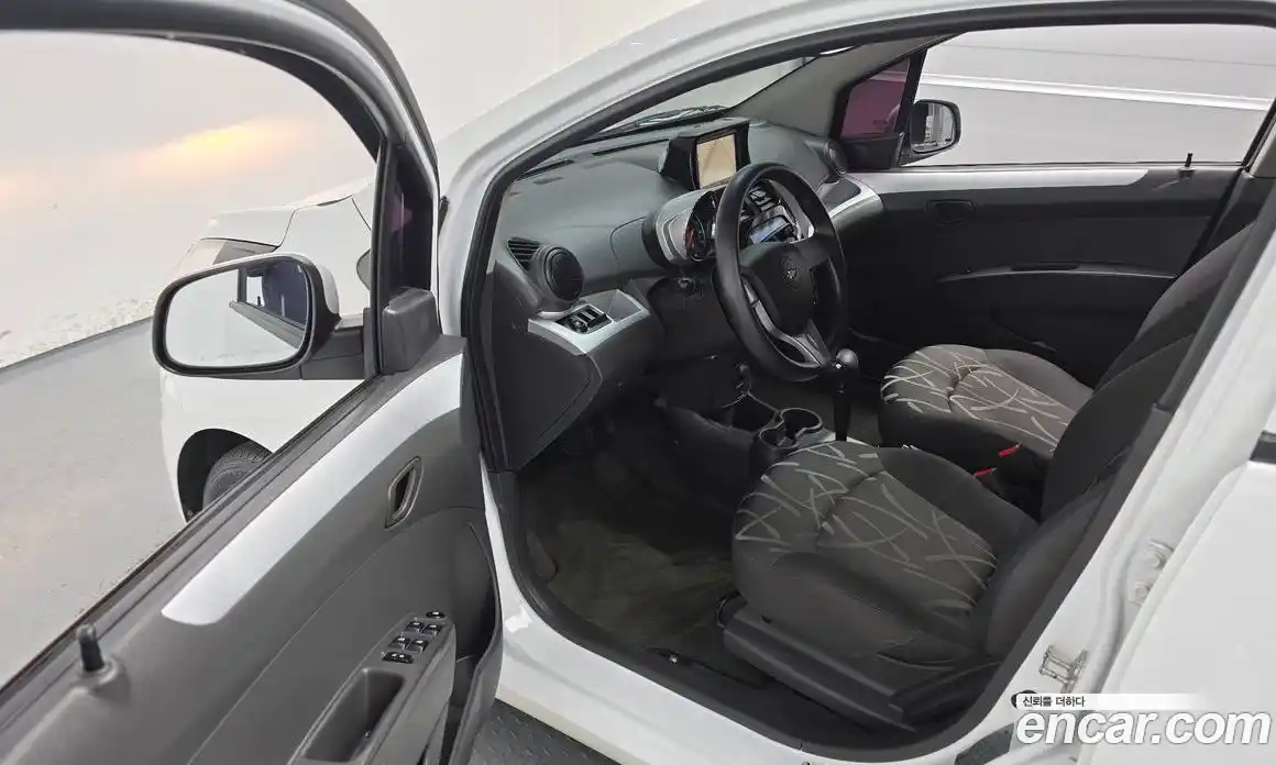 Chevrolet Spark 2014 1.0 Автомат в Москве № 618229, фото 11