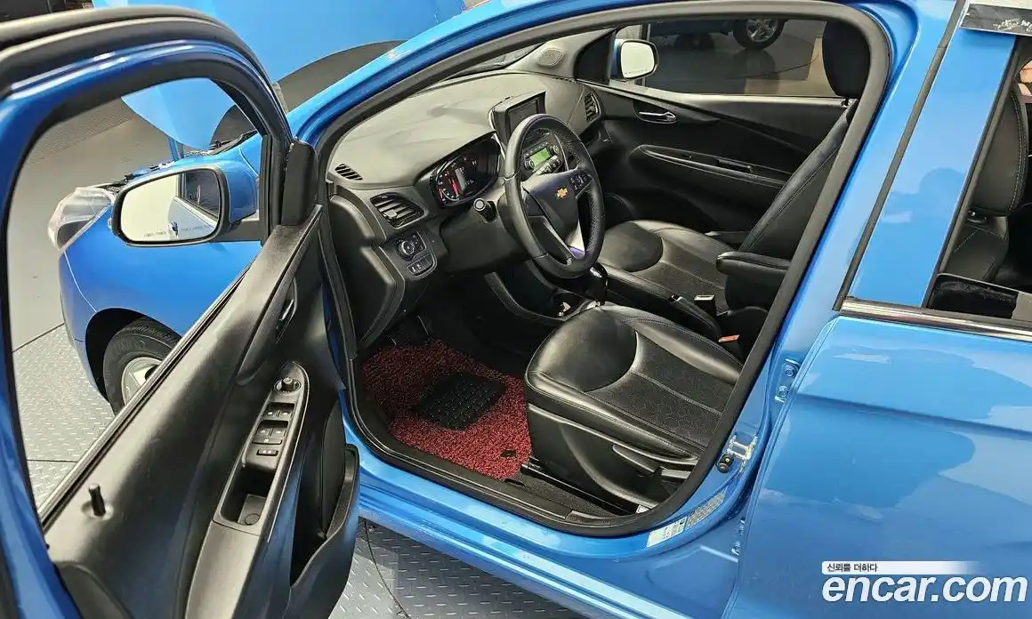 Chevrolet Spark 2016 1.0 Автомат в Москве № 618470, фото 11