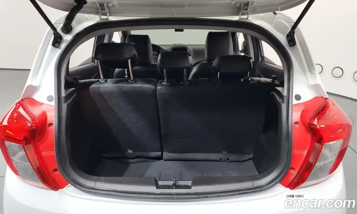 Chevrolet Spark 2019 1.0 Автомат в Москве № 618509, фото 20