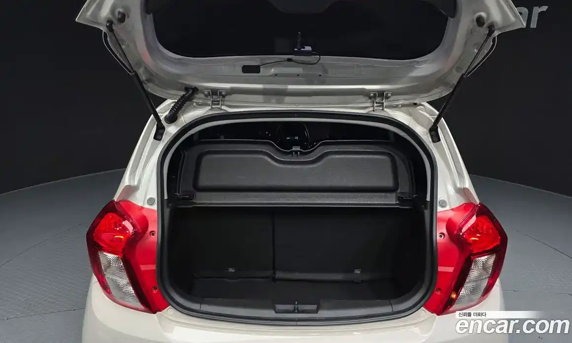 Chevrolet Spark 2017 1.0 Автомат в Москве № 618521, фото 20