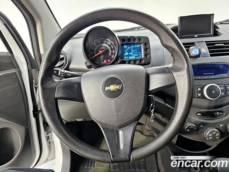 Chevrolet Spark 2012 1.0 Автомат в Москве № 618573, фото 13