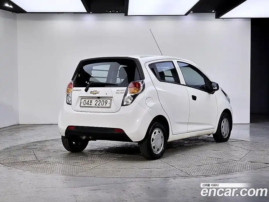 Chevrolet Spark 2012 1.0 Автомат в Москве № 618573, фото 4