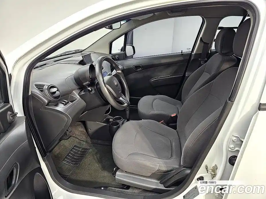 Chevrolet Spark 2012 1.0 Автомат в Москве № 618573, фото 9