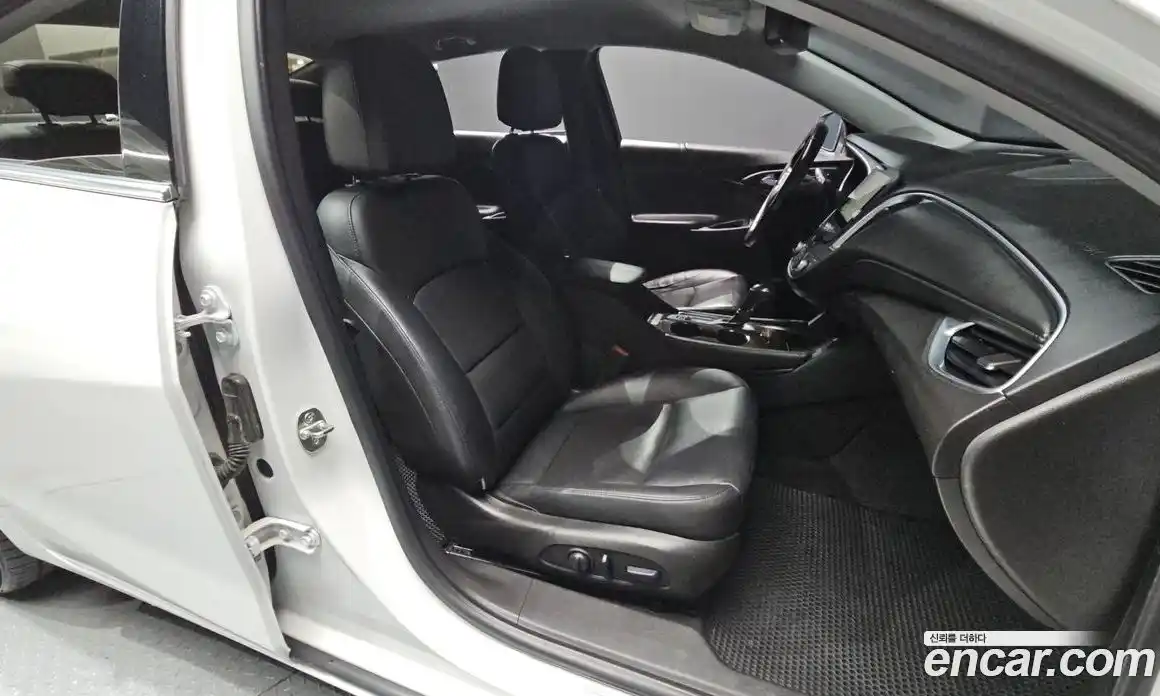 Chevrolet Malibu 2018 2.0 Автомат в Москве № 618669, фото 11