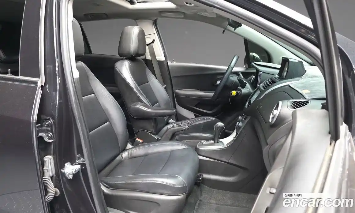 Chevrolet Trax 2015 1.4 Автомат в Москве № 618675, фото 11