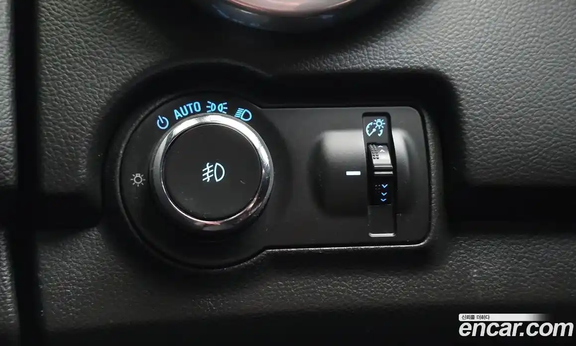 Chevrolet Trax 2015 1.4 Автомат в Москве № 618675, фото 18