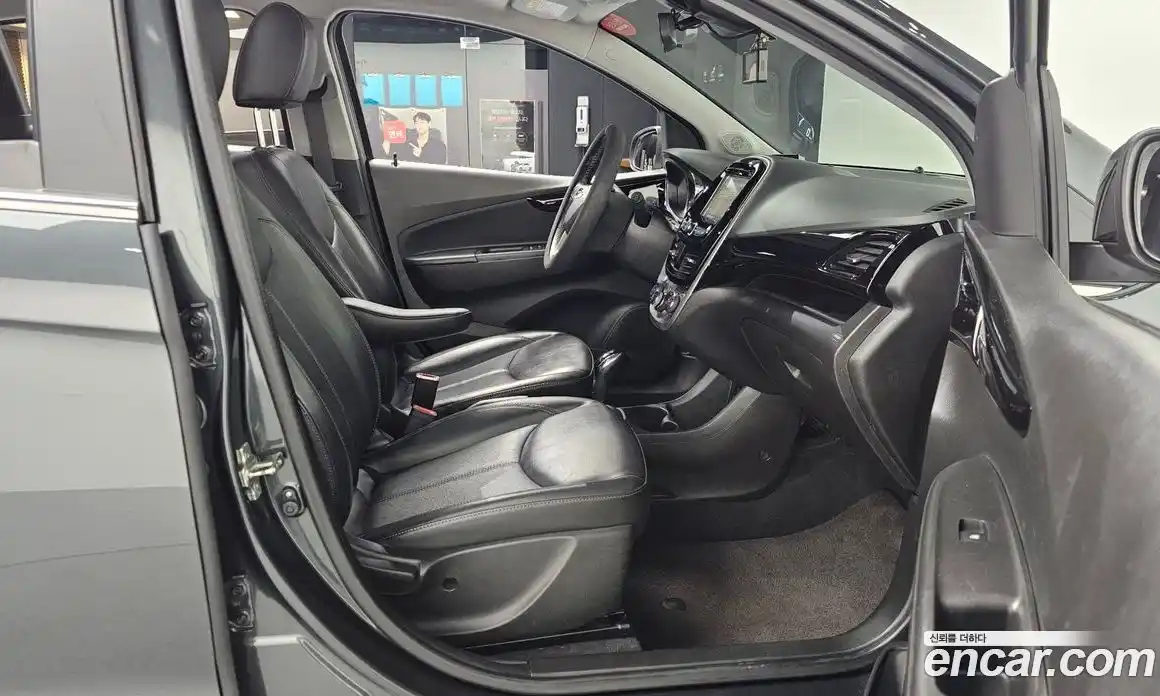 Chevrolet Spark 2017 1.0 Автомат в Москве № 618874, фото 11