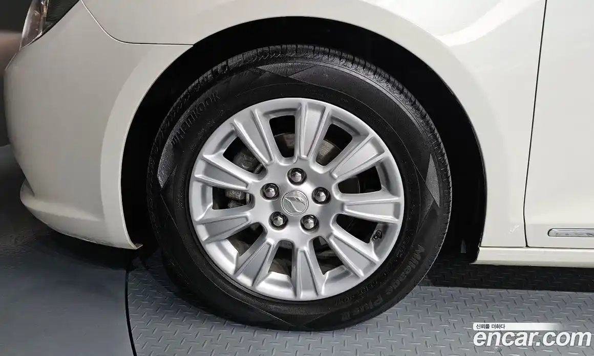 Chevrolet Alpheon 2012 2.4 Автомат в Москве № 619064, фото 5