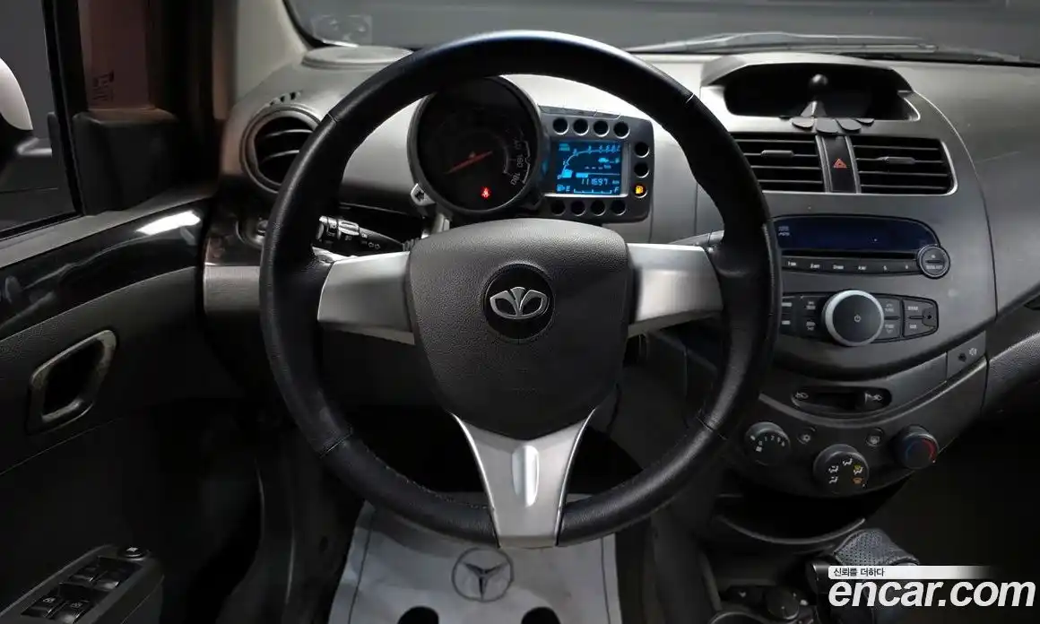 Chevrolet Matiz 2010 1.0 Автомат в Москве № 619076, фото 13