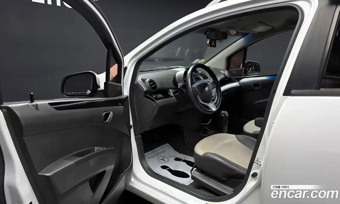 Chevrolet Matiz 2010 1.0 Автомат в Москве № 619076, фото 10