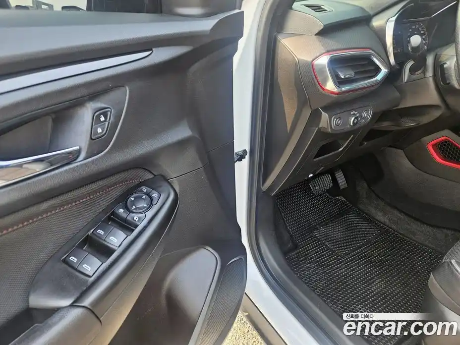 Chevrolet TrailBlazer 2021 1.3 Автомат в Москве № 619256, фото 17