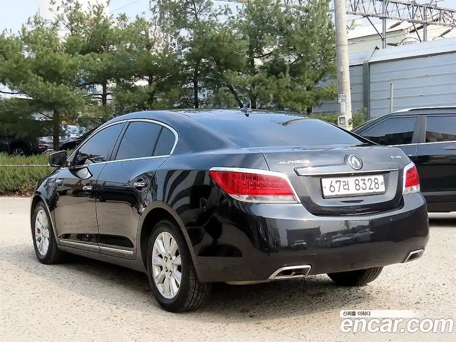 Chevrolet Alpheon 2015 2.4 Автомат в Москве № 619331, фото 3