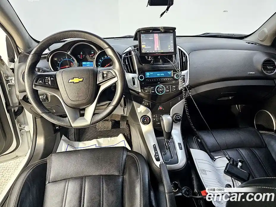 Chevrolet Cruze 2014 1.8 Автомат в Москве № 619387, фото 5