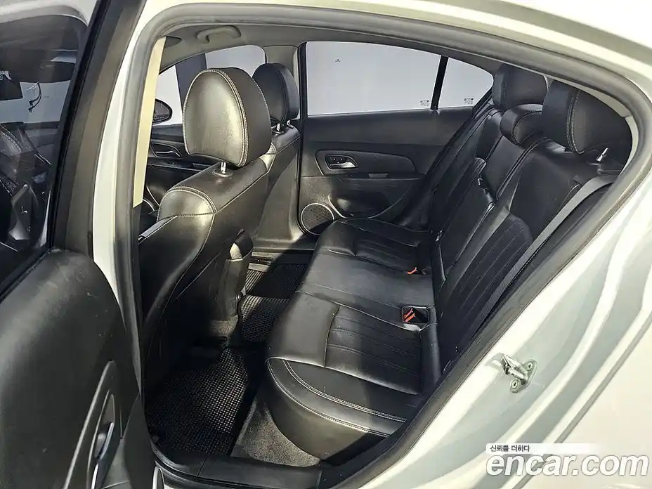 Chevrolet Cruze 2014 1.8 Автомат в Москве № 619387, фото 8