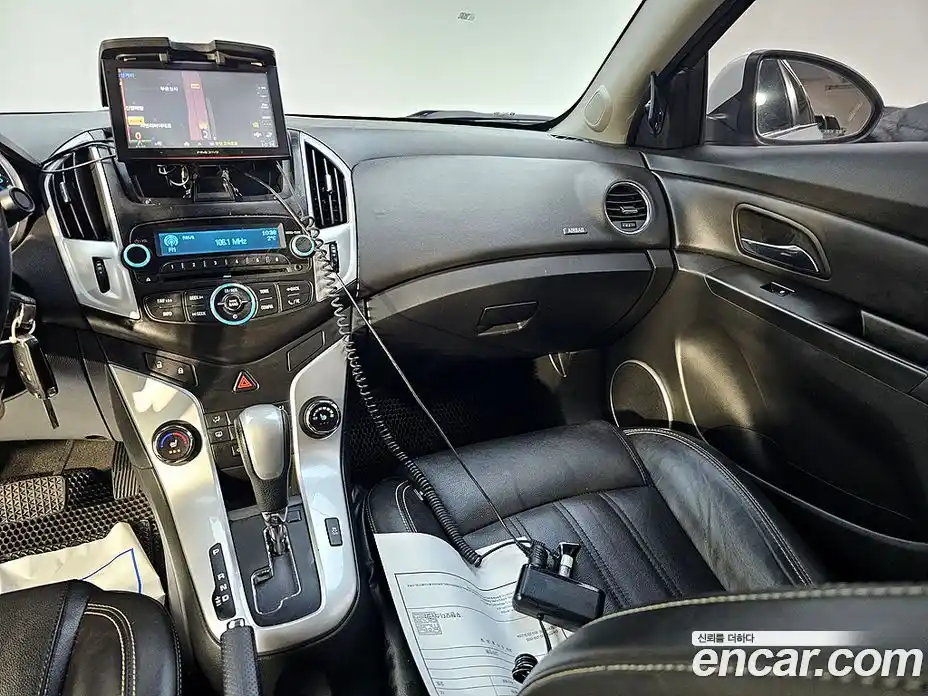 Chevrolet Cruze 2014 1.8 Автомат в Москве № 619387, фото 9