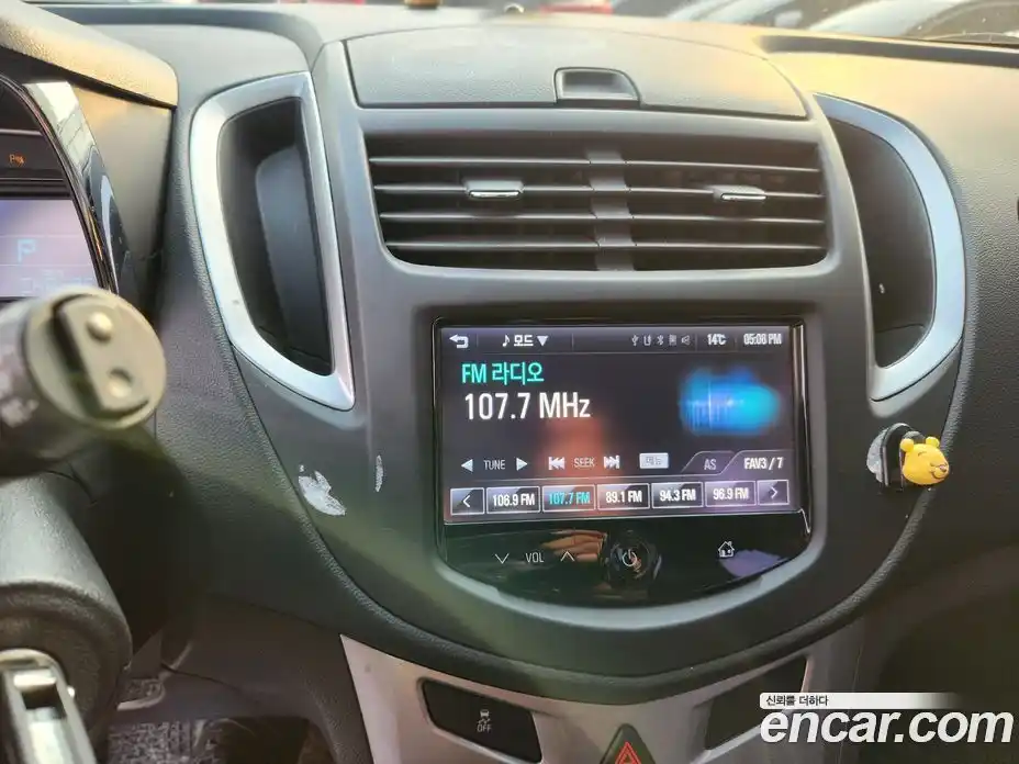 Chevrolet Trax 2016 1.6 Автомат в Москве № 619483, фото 13