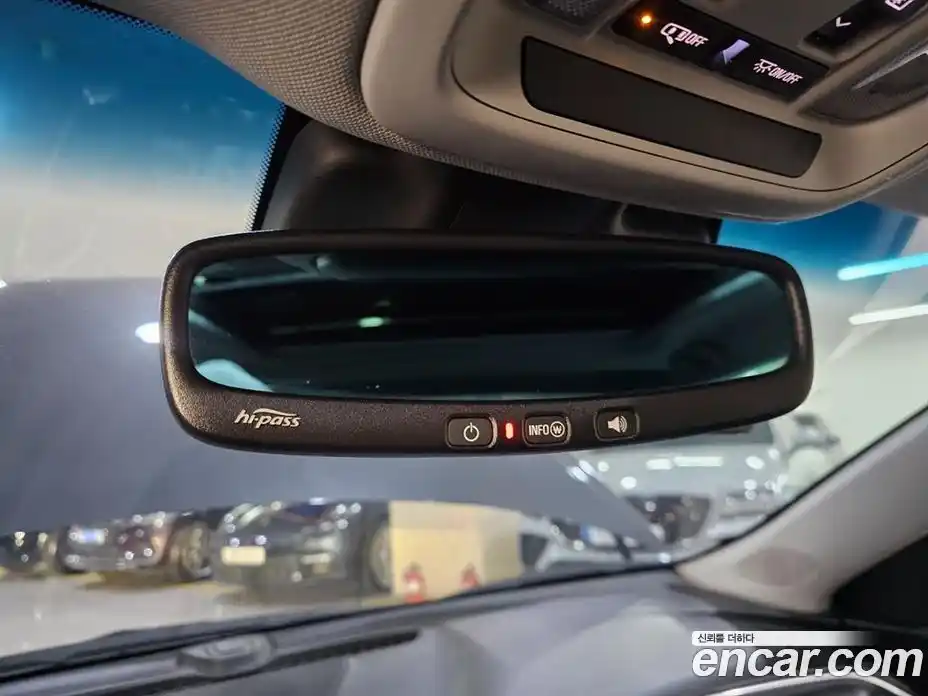 Chevrolet Malibu 2018 2.0 Автомат в Москве № 619487, фото 17