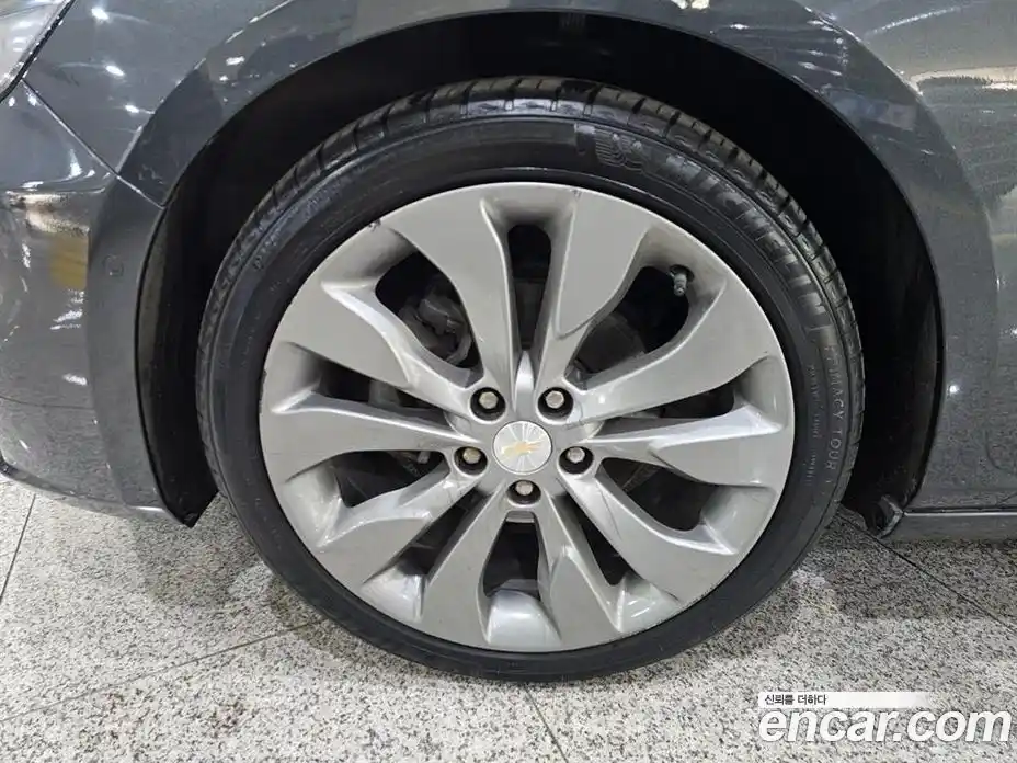 Chevrolet Malibu 2018 2.0 Автомат в Москве № 619487, фото 20