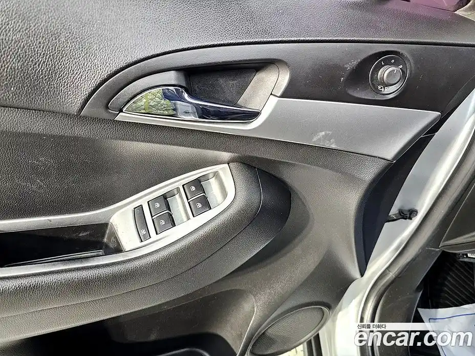 Chevrolet Orlando 2017 2.0 Автомат в Москве № 619535, фото 12