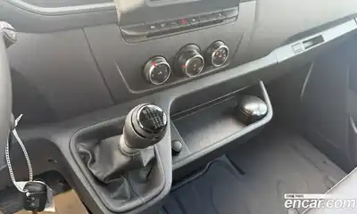 Renault Master 2024 2.3 Механическая в Москве № 619566, миниатюра 11