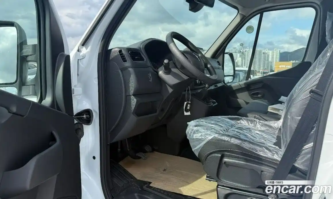 Renault Master 2024 2.3 Механическая в Москве № 619566, фото 16