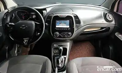 Renault QM3 2016 1.5 Автомат в Москве № 619706, миниатюра 7