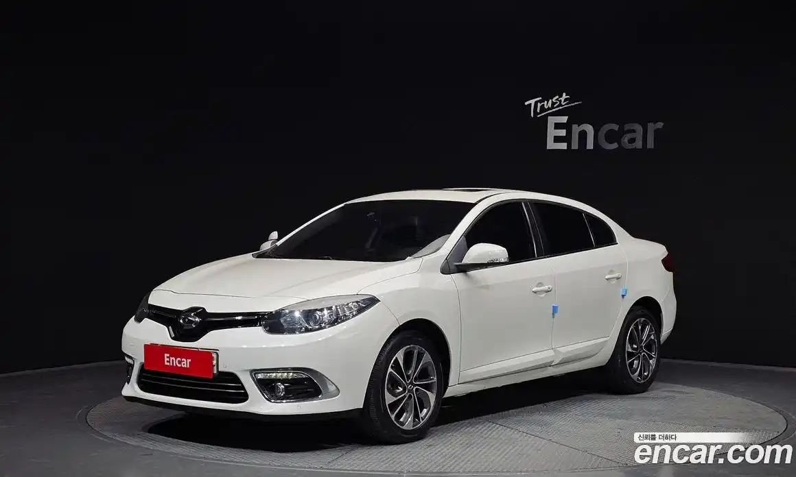 Renault SM3 2015 1.6 Автомат в Москве № 619919, фото 1