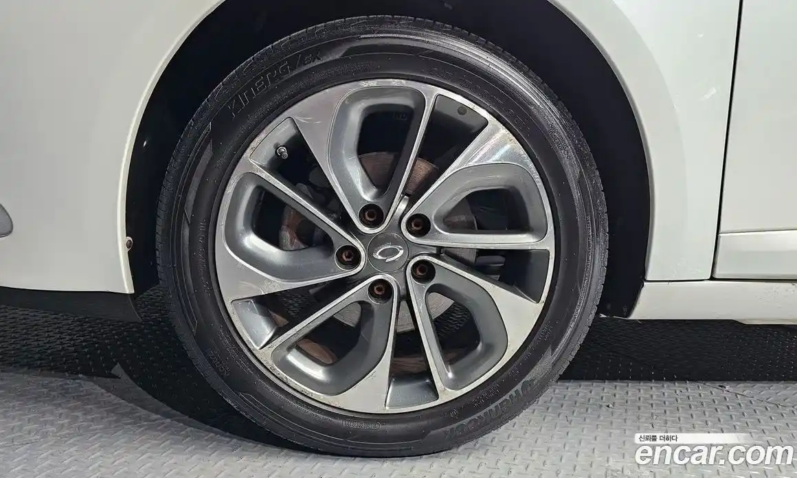 Renault SM3 2015 1.6 Автомат в Москве № 619919, фото 5