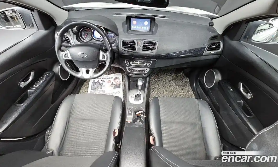 Renault SM3 2015 1.6 Автомат в Москве № 619919, фото 7