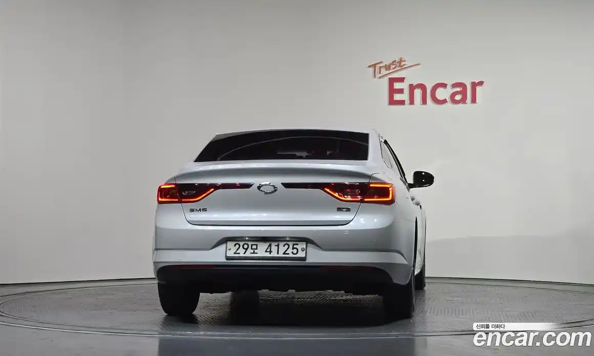 Renault SM6 2016 1.5 Автомат в Москве № 619985, фото 4