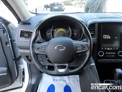 Renault QM6 2023 2.0 Автомат в Москве № 620180, миниатюра 8