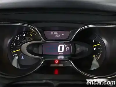 Renault QM3 2014 1.5 Автомат в Москве № 620238, миниатюра 6