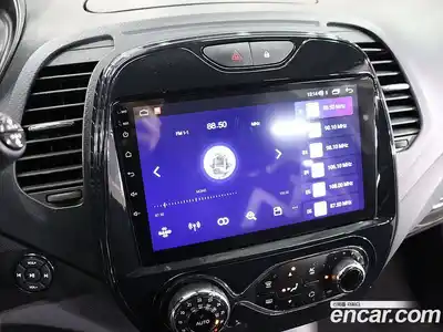 Renault QM3 2014 1.5 Автомат в Москве № 620238, миниатюра 9