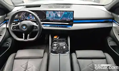 BMW 5-Series 2025 2.0 Автомат в Москве № 620555, миниатюра 7